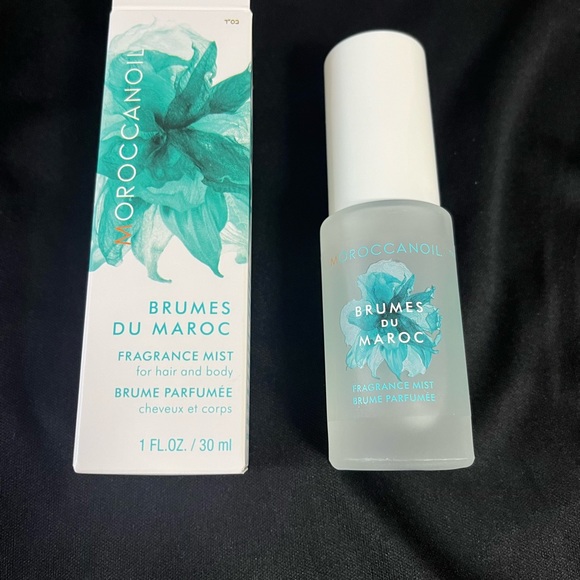 NIB 3 piece Moroccan Oil Fragrance Mist, scented candle and brush keychain . - Picture 2 of 8